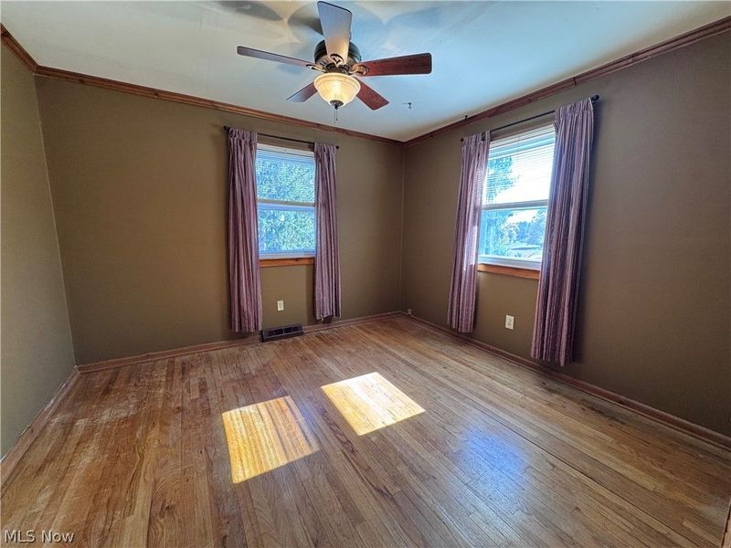 378 Park Avenue , Chardon, OH 44024 Photo 18