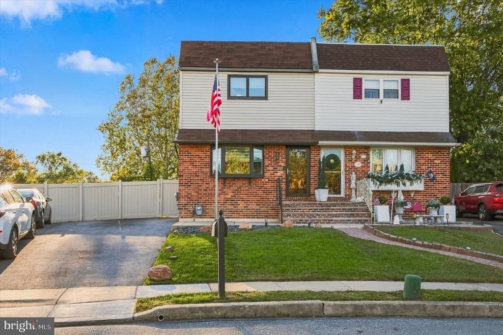 1260 NICOLE LANE, SECANE, PA 19018