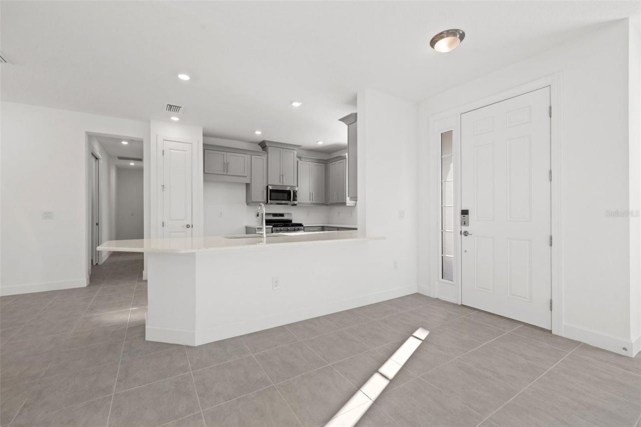 16117 Isola Place , Lakewood Ranch, FL 34211 Photo