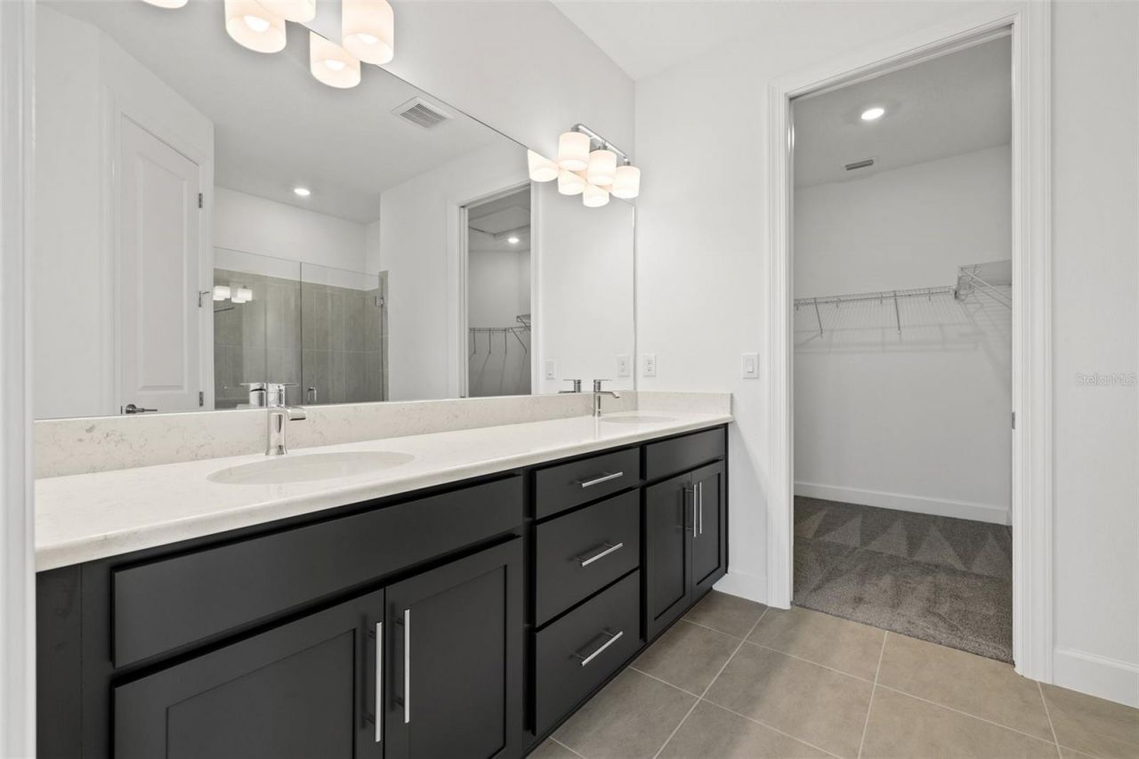 16117 Isola Place , Lakewood Ranch, FL 34211 Photo