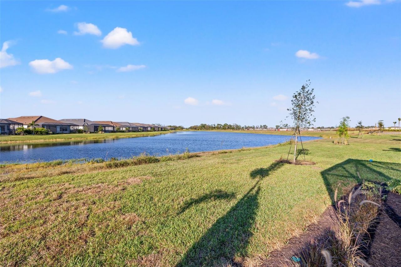 16117 Isola Place , Lakewood Ranch, FL 34211 Photo