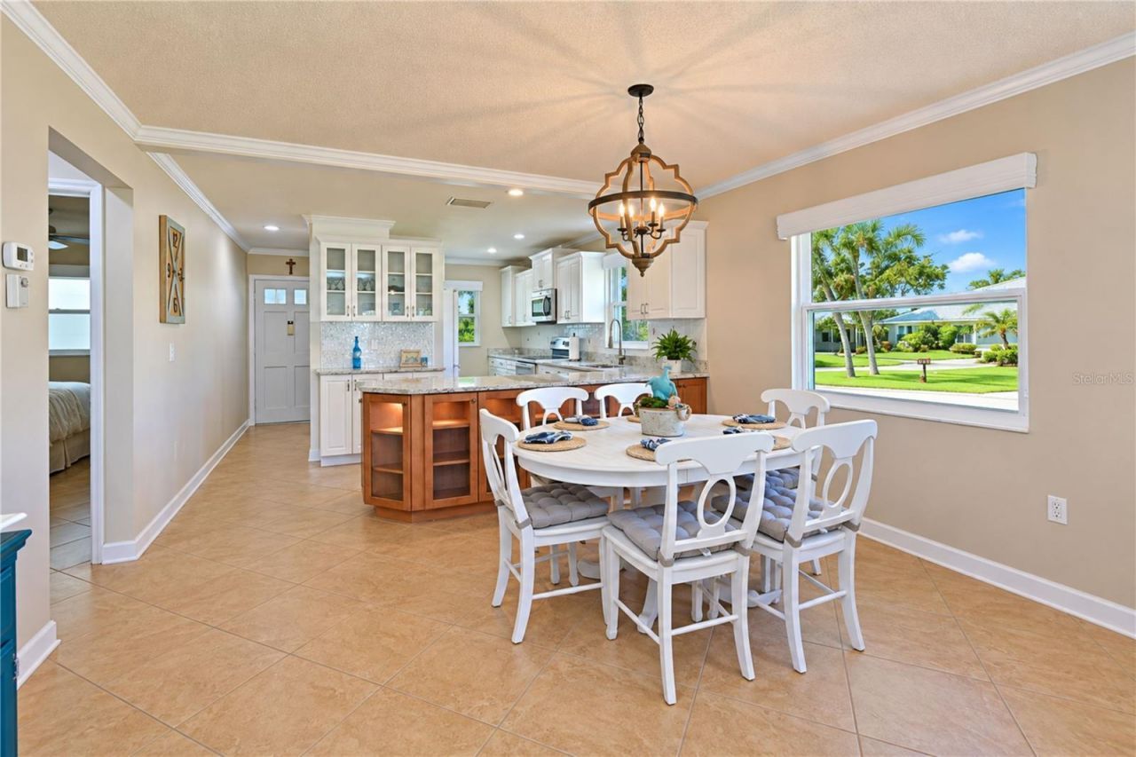 9413 Concord Circle , Bradenton, FL 34210 Photo