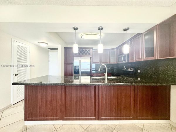 3725 S Ocean Dr , Unit 508, Hollywood, FL 33019