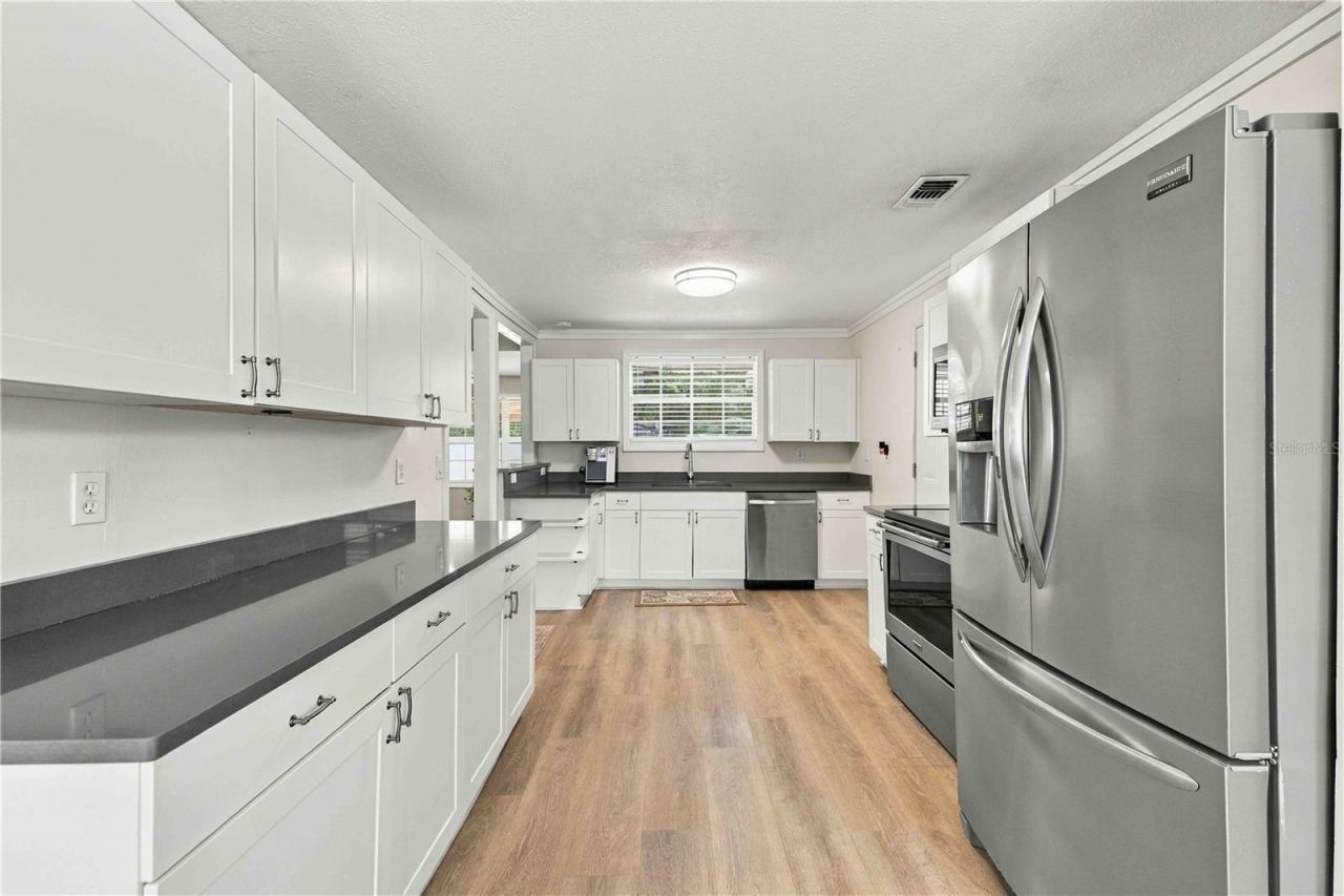 710 26th Street W, Bradenton, FL 34205 Photo