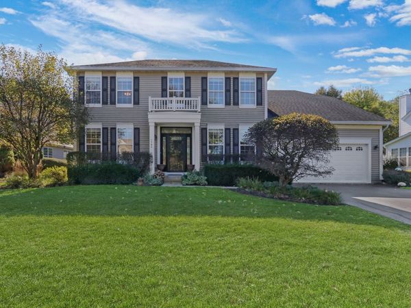 1764 Natures Way , Lindenhurst, IL 60046