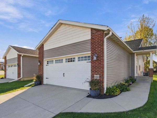 4164 Mourning Dove Drive, Waterloo, IA 50702
