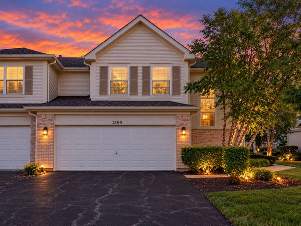 2100 Sunrise Circle , Aurora, IL 60503