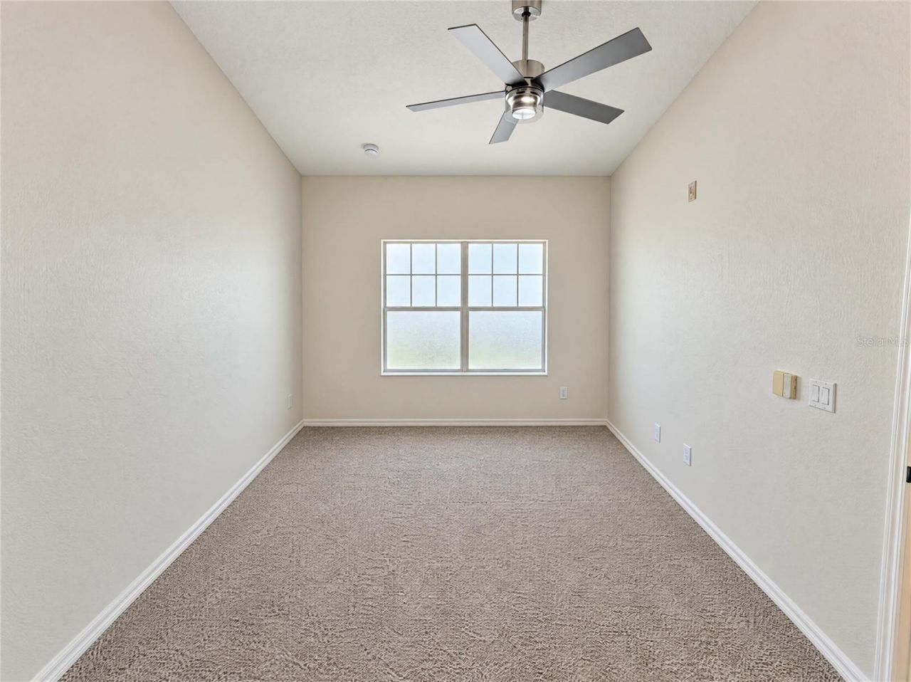 2334 Grand Central Parkway , Unit 9, Orlando, FL 32839 Photo
