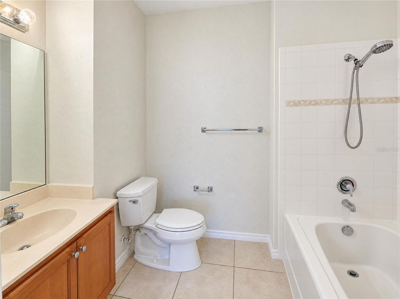 2334 Grand Central Parkway , Unit 9, Orlando, FL 32839 Photo