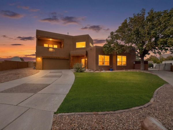 4567 Magic Sky Court NW, Albuquerque, NM 87114