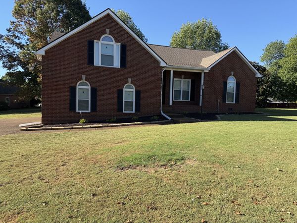 2738 Wales Ct , Thompsons Station, TN 37179