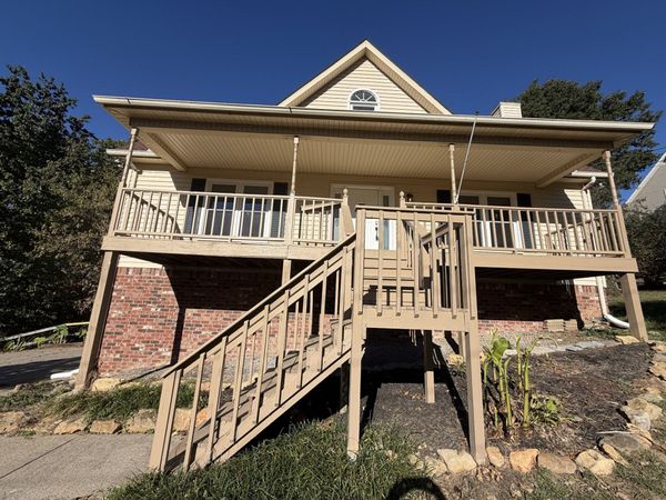 702 Lone Oak Dr , Pegram, TN 37143