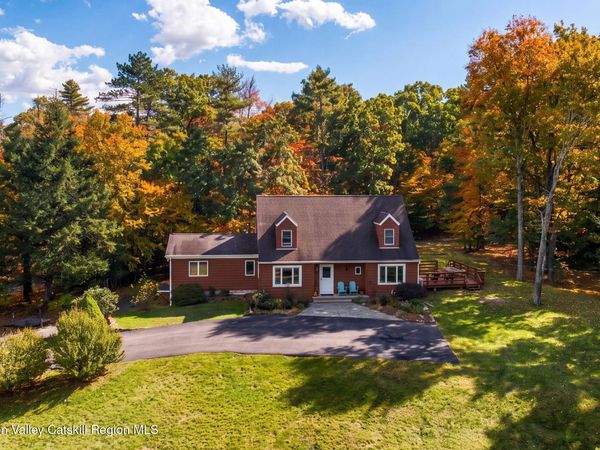 22 Mrs Franks Road, Saugerties, NY 12477