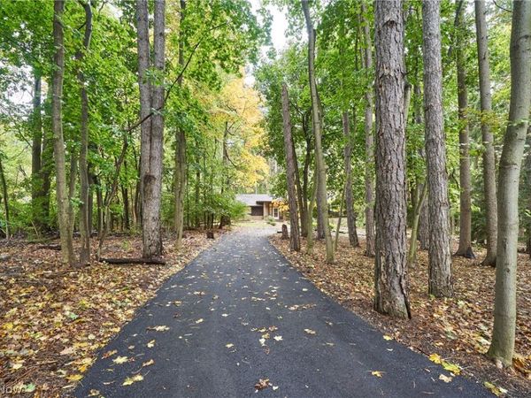 4630 Pinecrest Drive, Akron, OH 44321