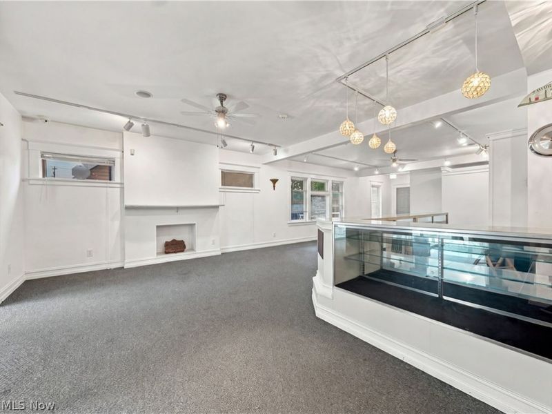 1214 E Market Street, Warren, OH 44483 Photo 6