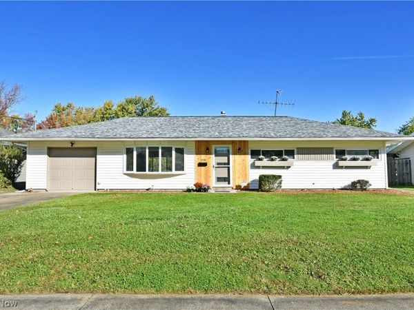 3314 Tod Avenue NW, Warren, OH 44485