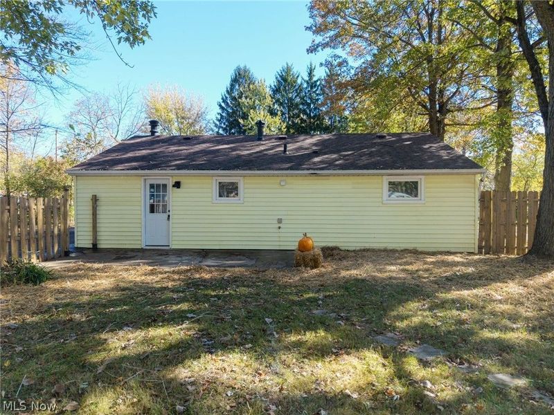 9898 Oakwood Drive , Twinsburg, OH 44087 Photo 4