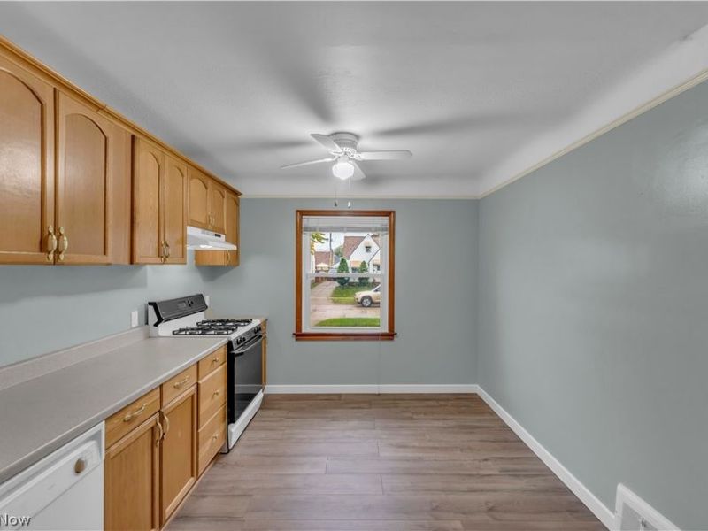 5411 Forest Avenue, Parma, OH 44129 Photo 7