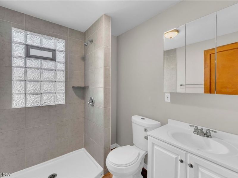 11601 Headley Avenue, Unit 1/DN, Cleveland, OH 44111 Photo 18