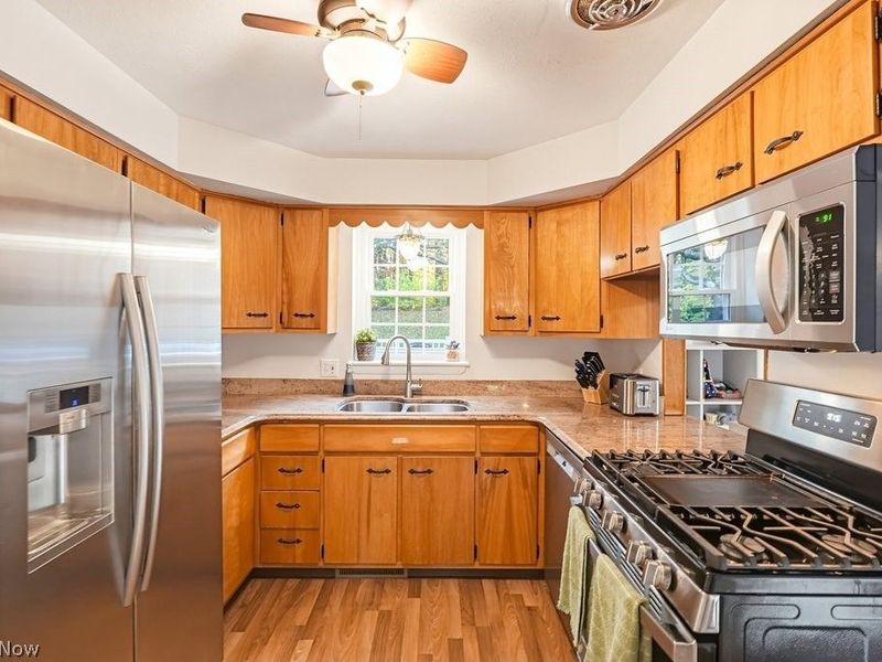 8327 Crystal Creek Road, Northfield, OH 44067 Photo 14