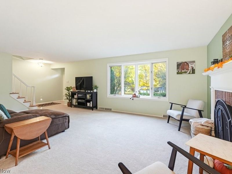 8327 Crystal Creek Road, Northfield, OH 44067 Photo 9