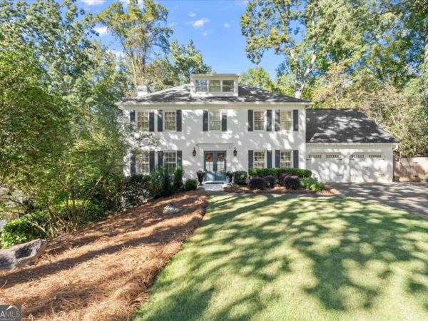 1021 Princeton Walk NE, Marietta, GA 30068