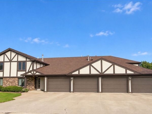 3 Crystal Court , Unit C-1, Pontiac, IL 61764