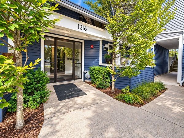 1216 Vfw Pkwy, Unit 41, Boston, MA 02132