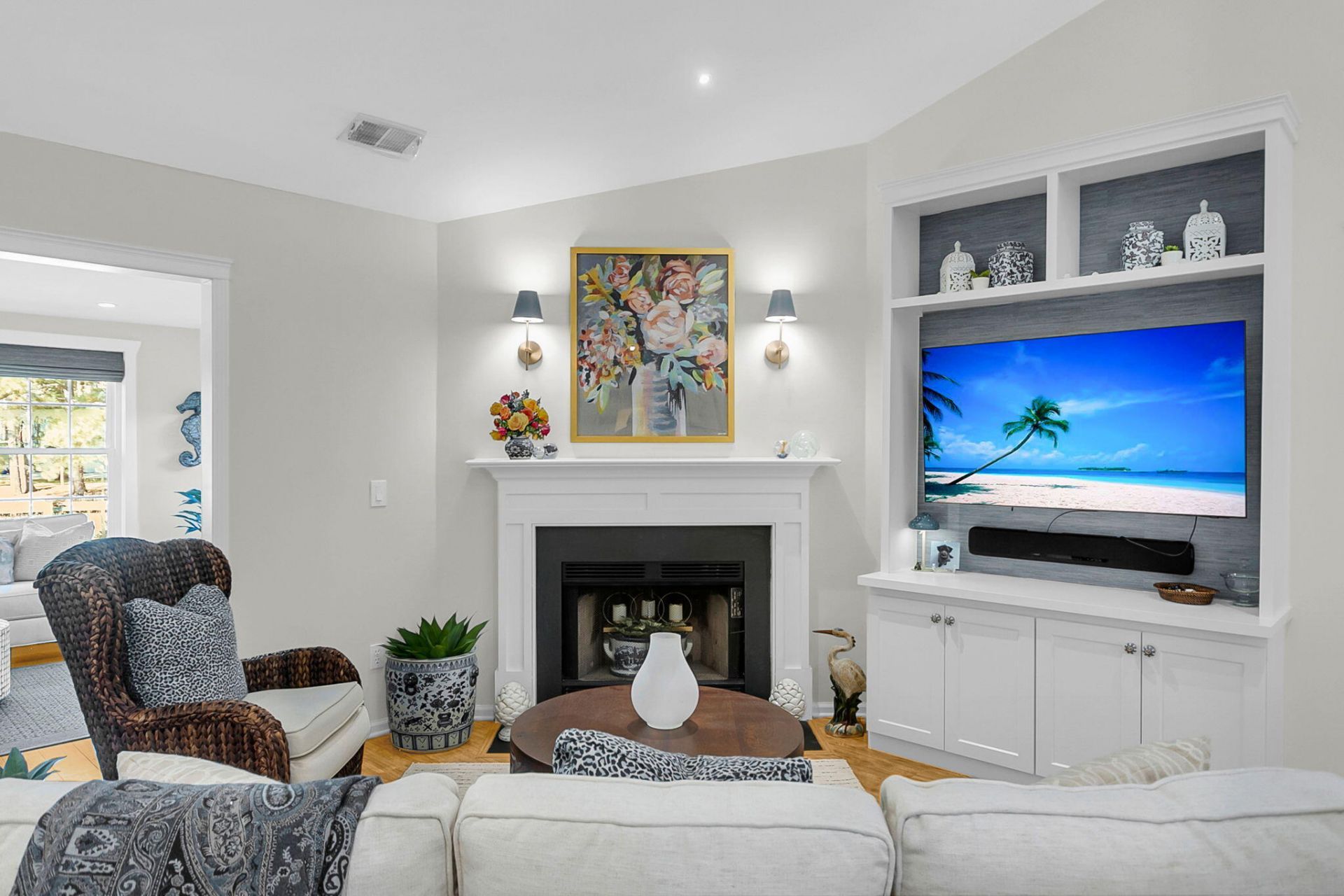 341 Jardinere Walk Photo 16