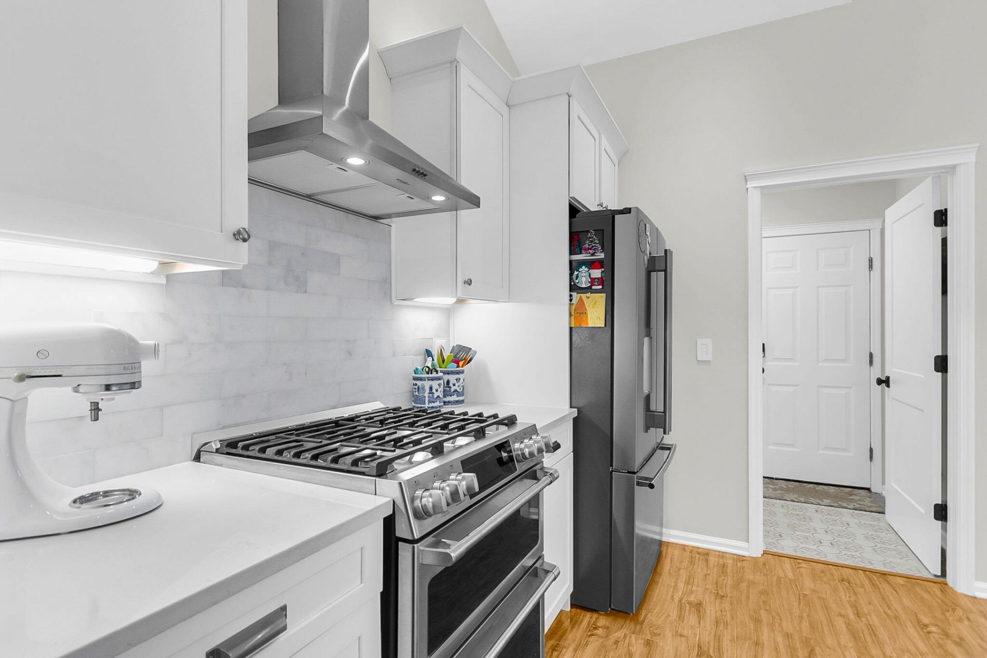 341 Jardinere Walk Photo 19