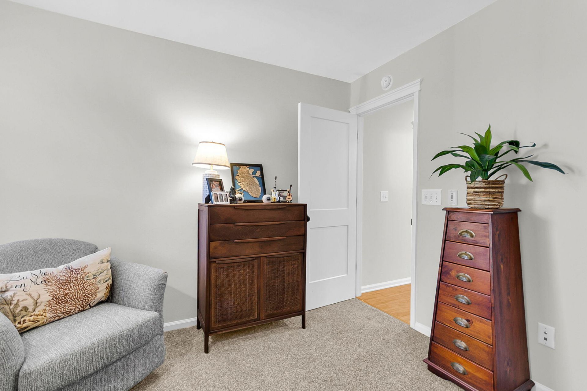 341 Jardinere Walk Photo 39