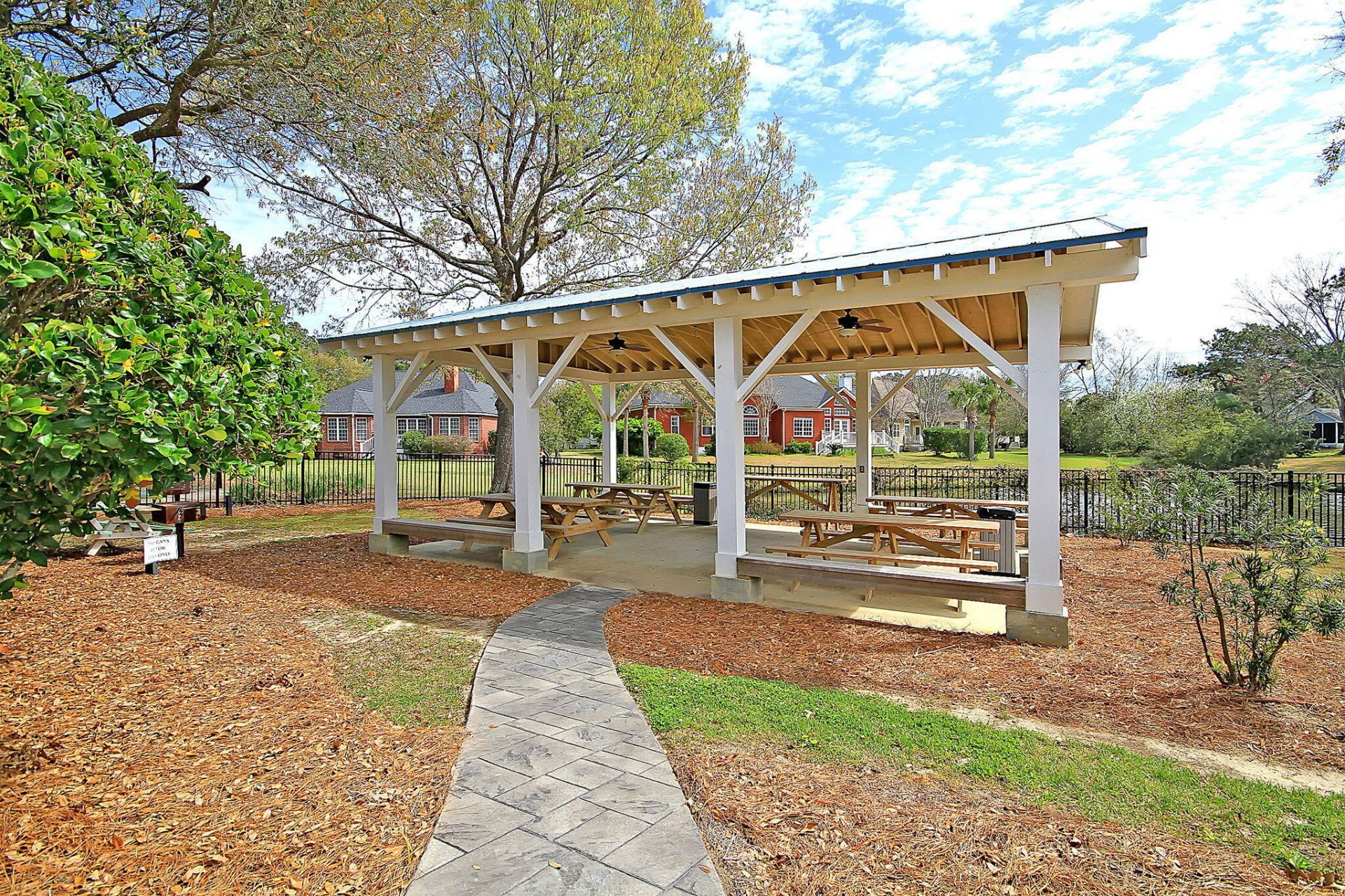 341 Jardinere Walk Photo 56