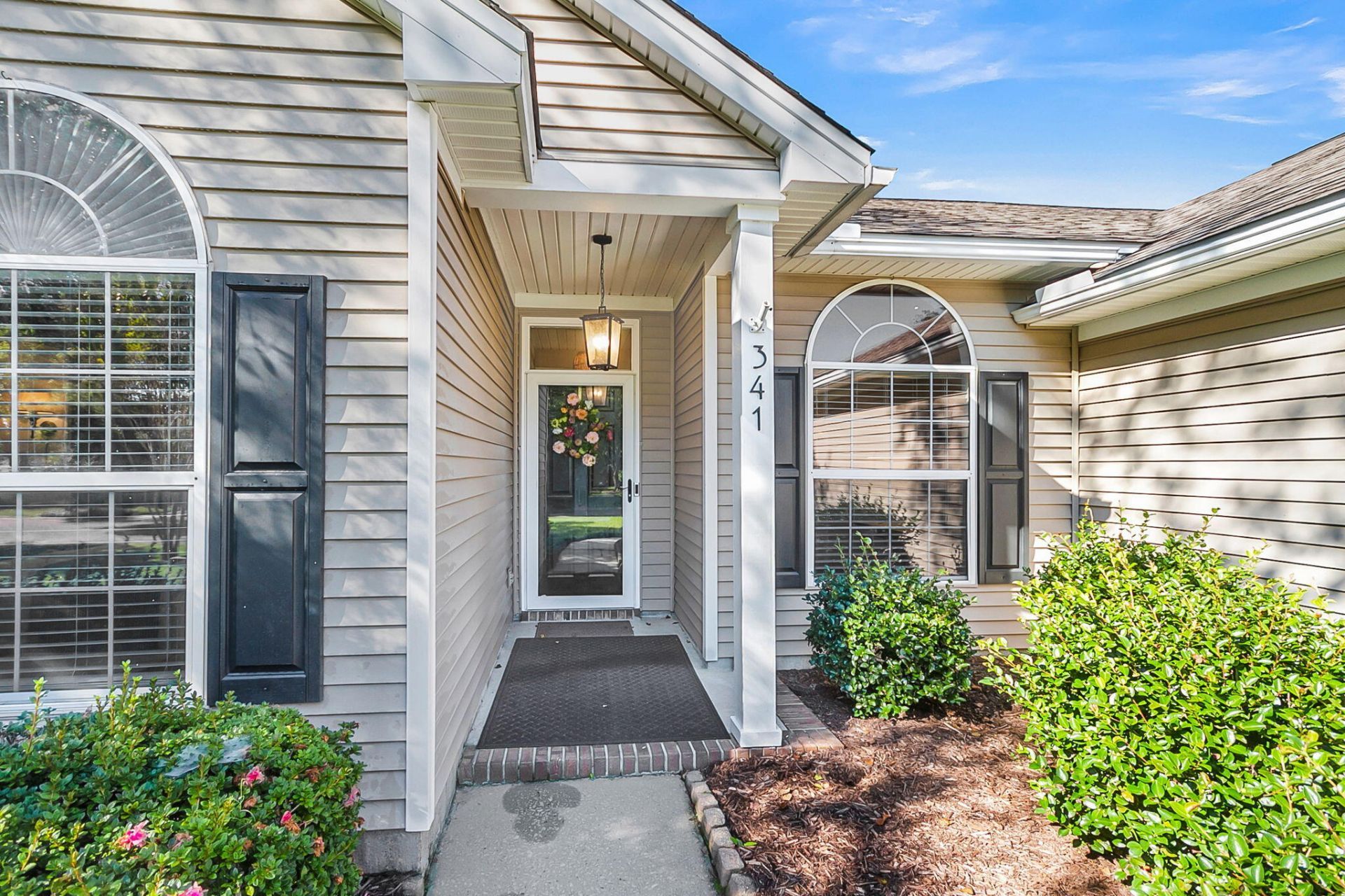 341 Jardinere Walk Photo 6