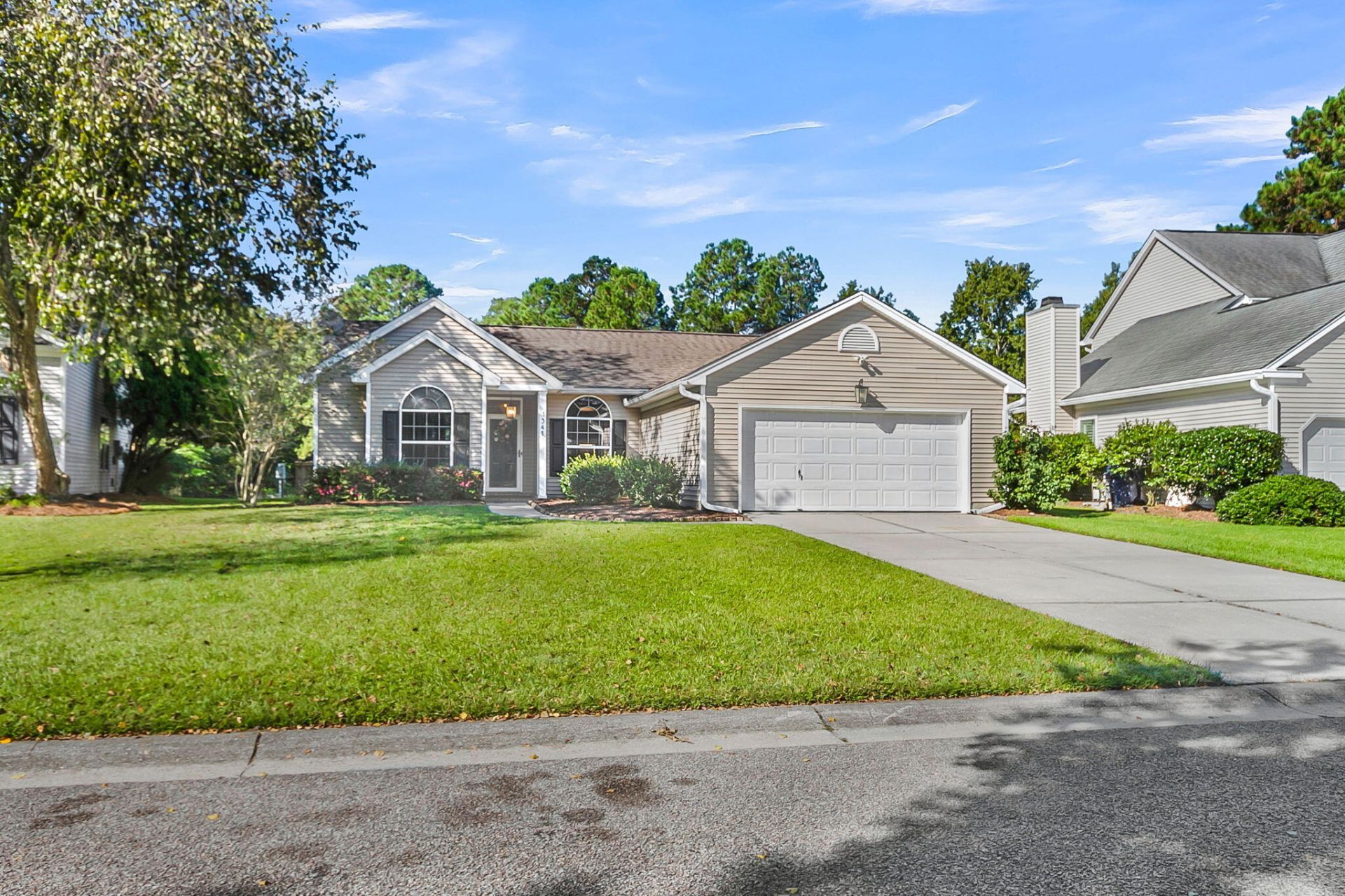 341 Jardinere Walk Photo 63