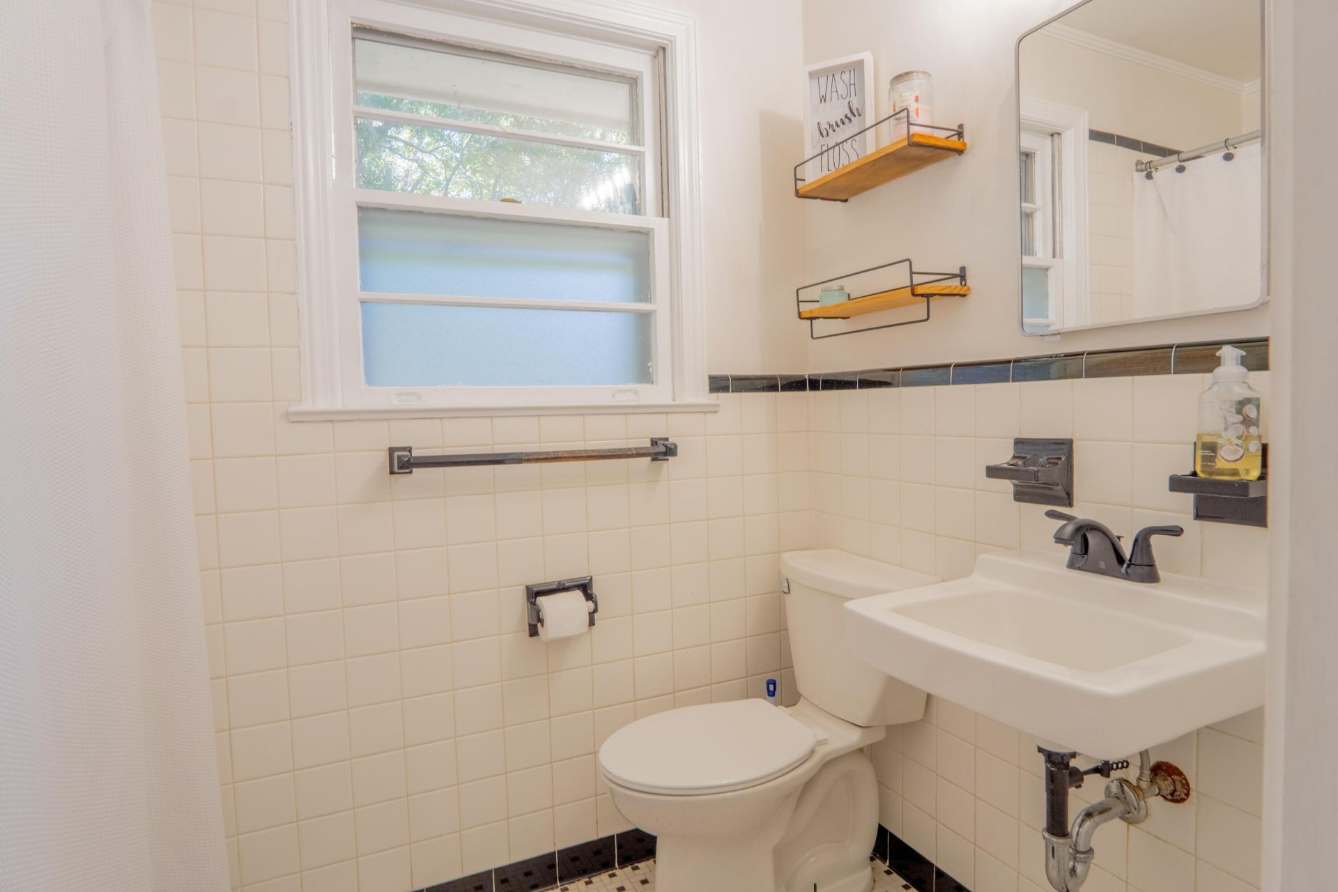 511 Horne Street Photo 20