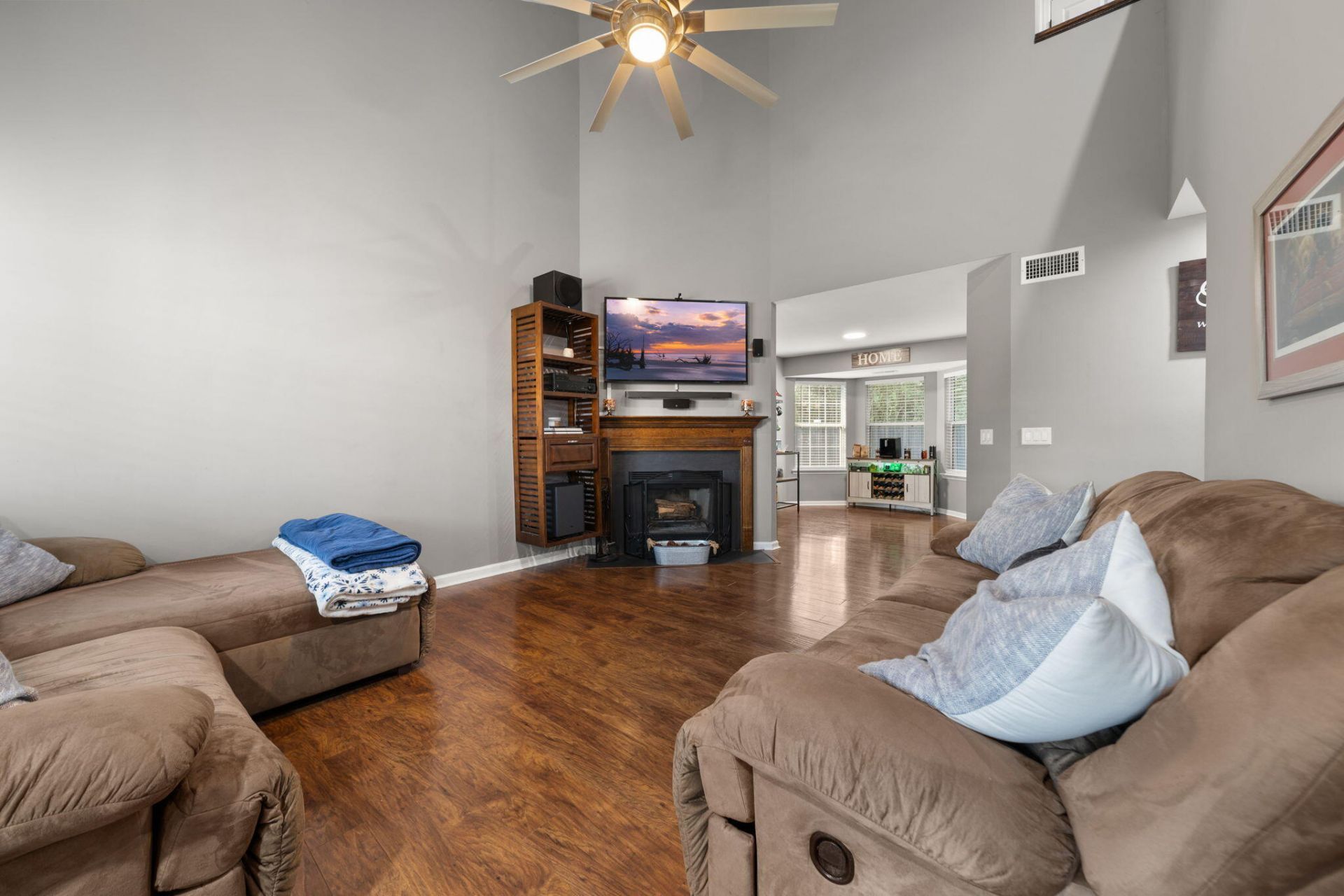 1314 Lawton Court Photo 13