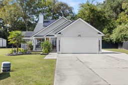 1314 Lawton Court photo 4