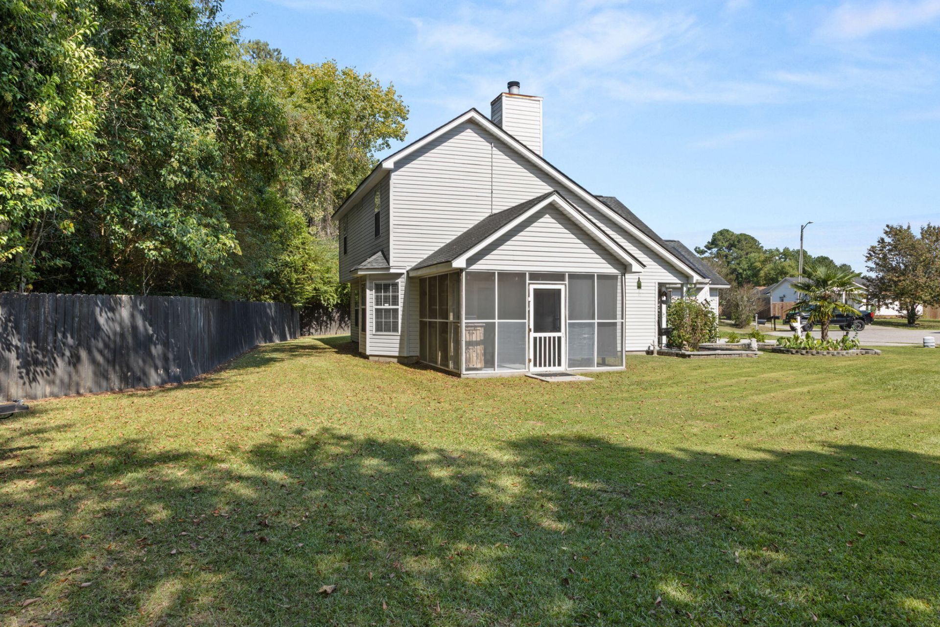 1314 Lawton Court Photo 9