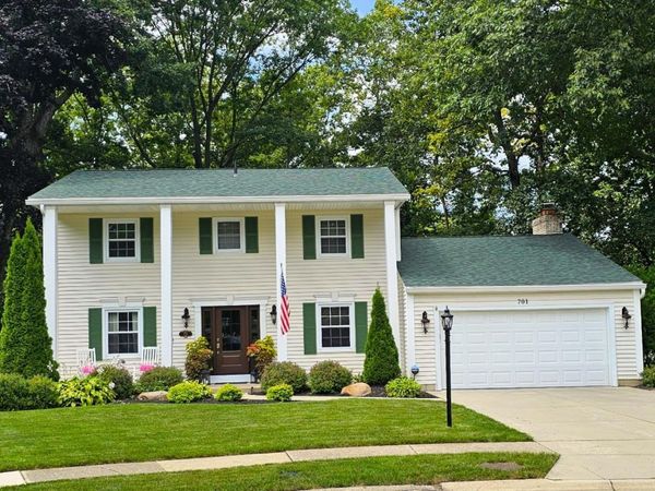 701 Strowbridge Drive, Huron, OH 44839
