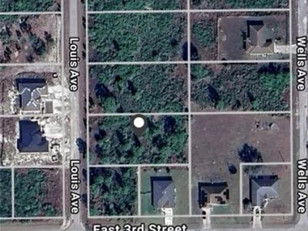 302 Louis AVE , LEHIGH ACRES, FL 33936