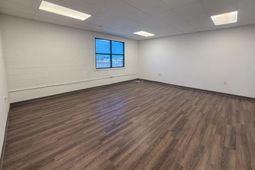 1801 Reynolds Avenue  photo 4