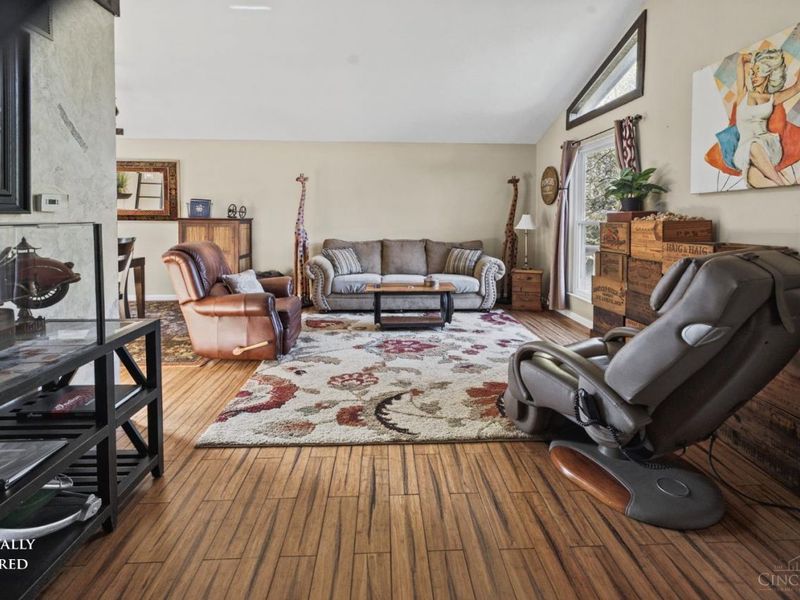 6831 Dutchland Boulevard, Middletown, OH 45044 Photo 4