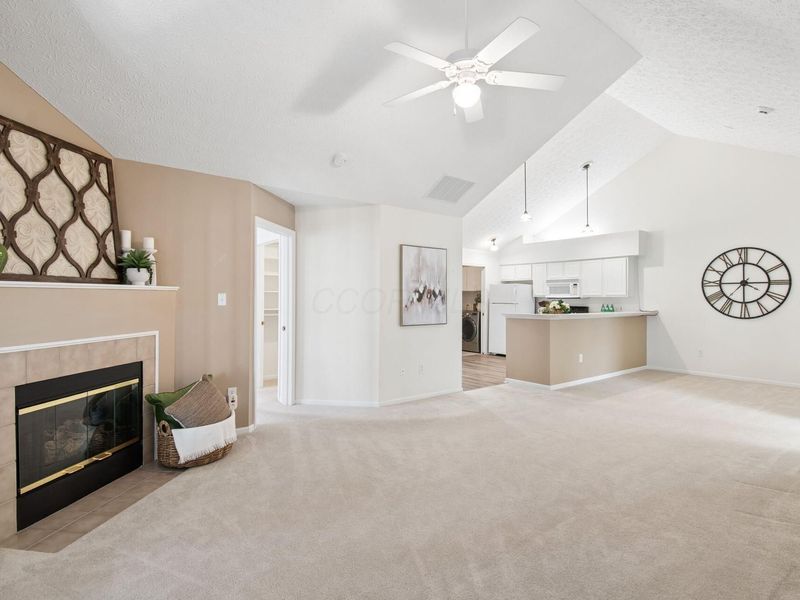 5648 Meadowood Lane, Westerville, OH 43082 Photo 7