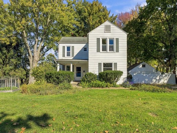 42 E Stanton Avenue , Columbus, OH 43214