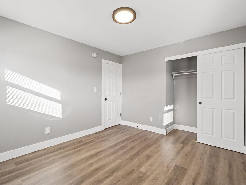 5057 Fullerton Drive, Columbus, OH 43232 Photo 10