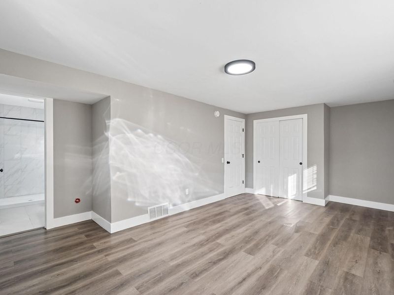 5057 Fullerton Drive, Columbus, OH 43232 Photo 13