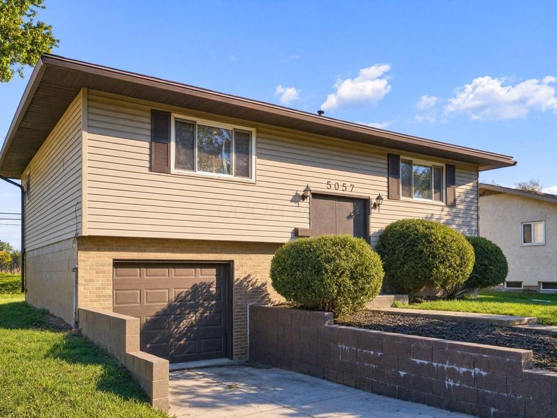 5057 Fullerton Drive, Columbus, OH 43232 Photo 2