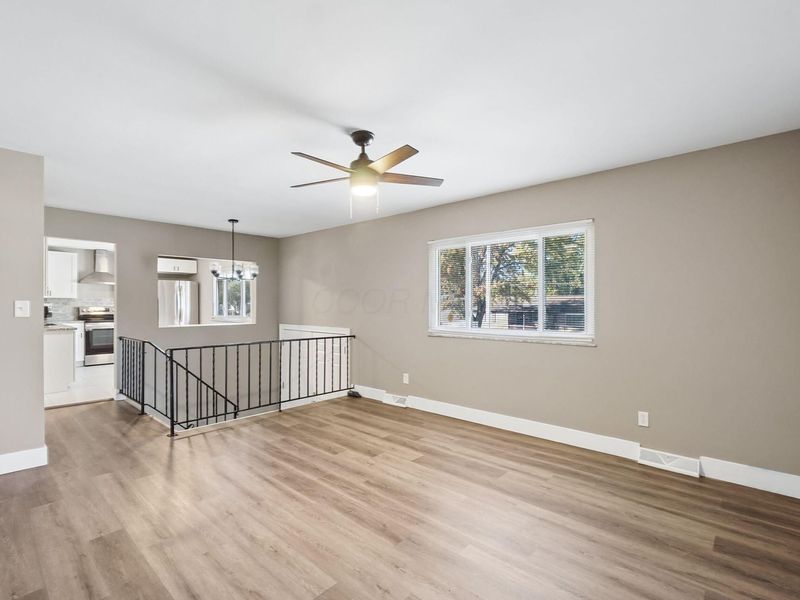 5057 Fullerton Drive, Columbus, OH 43232 Photo 4
