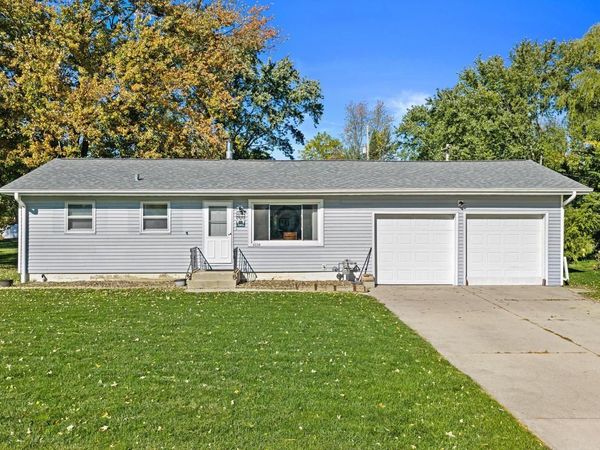 4220 E Alton ROAD, Oak Creek, WI 53154