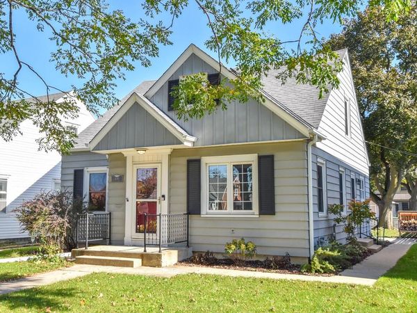 3040 N 80th STREET, Milwaukee, WI 53222